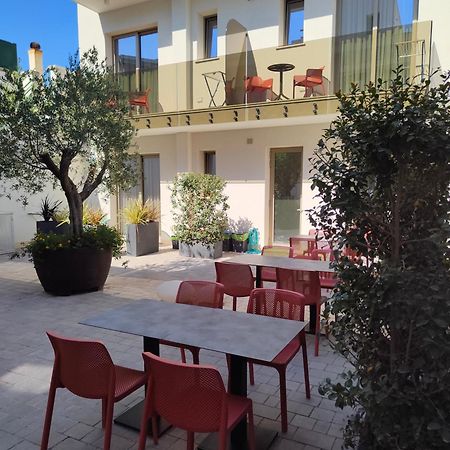 10 Catalani Rooms Porto Cesareo Buitenkant foto
