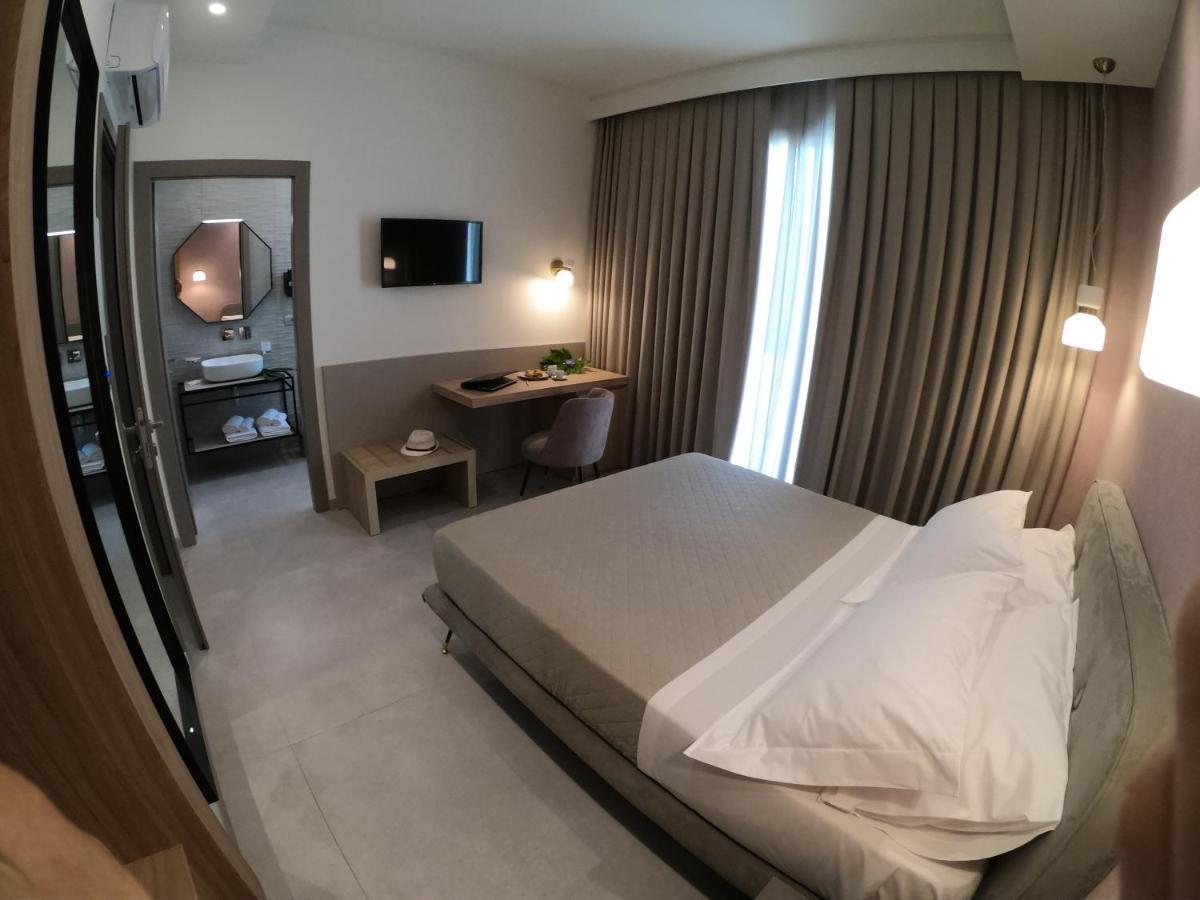 10 Catalani Rooms Porto Cesareo Buitenkant foto